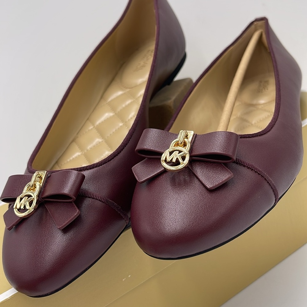 MICHAEL KORS HONEY BALLET FAUX LEATHER
49H3HNFP1L
OXBLOOD - Picture 6 of 16